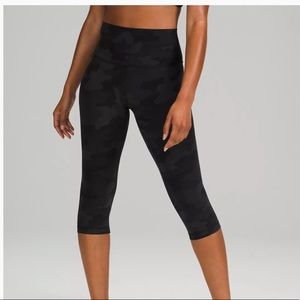 Lululemon align Crop